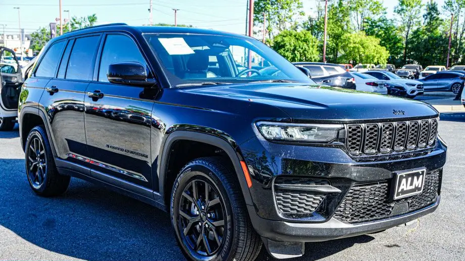 2025 Jeep Grand Cherokee Altitude