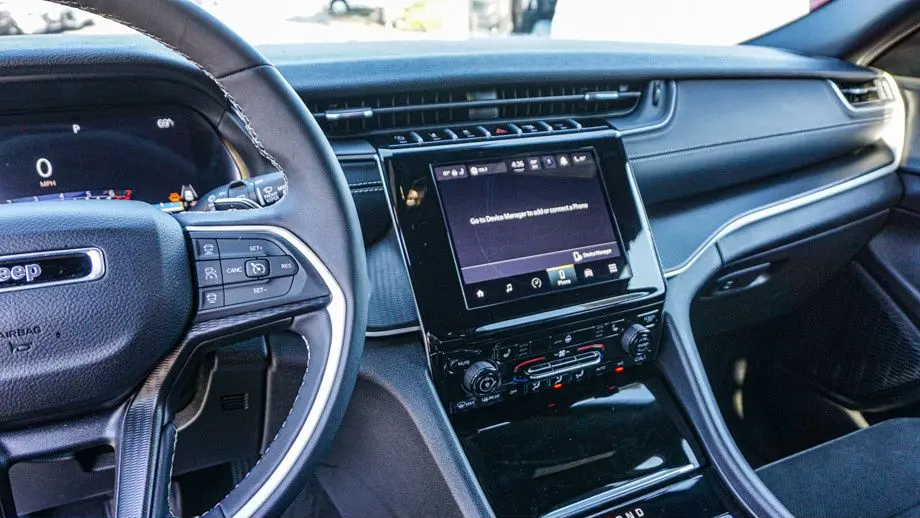 2025 Jeep Grand Cherokee Altitude