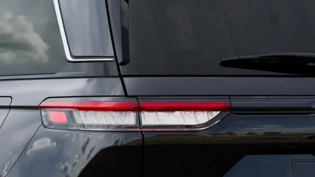 2026 Jeep Grand Cherokee Laredo X