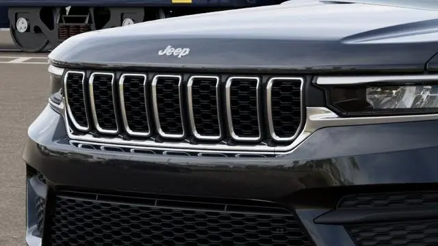 2026 Jeep Grand Cherokee Laredo X