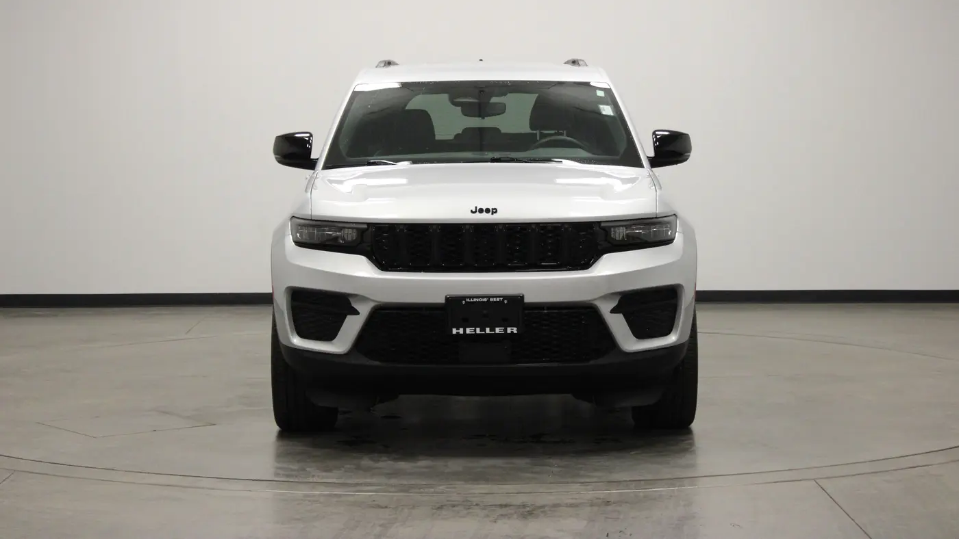 2023 Jeep Grand Cherokee Laredo X