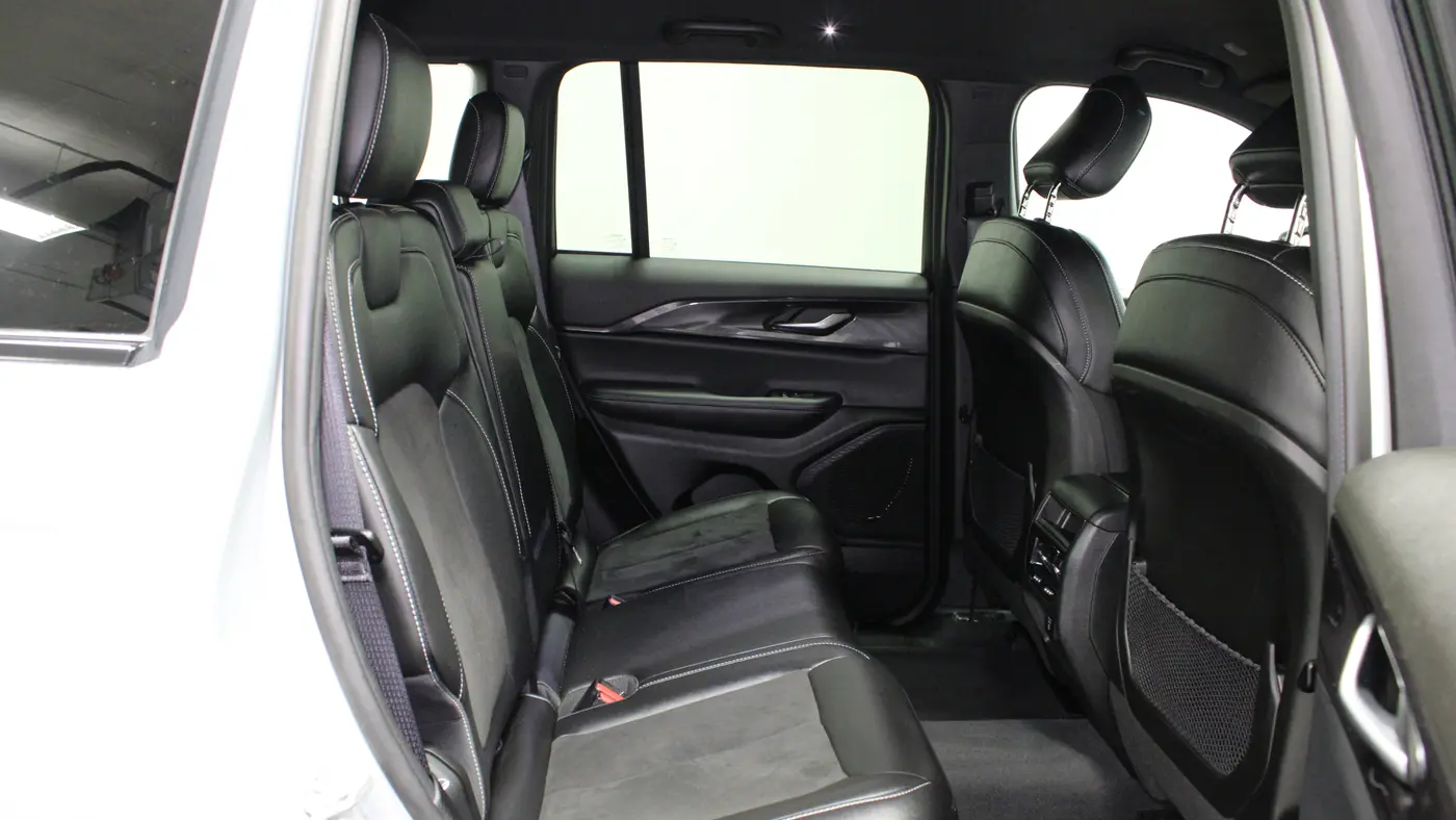 2023 Jeep Grand Cherokee Laredo X