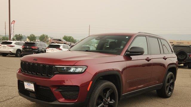 2023 Jeep Grand Cherokee Laredo X