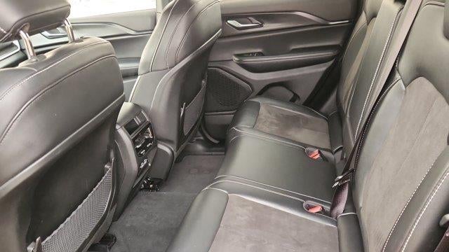2023 Jeep Grand Cherokee Laredo X