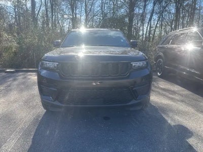 2023 Jeep Grand Cherokee 4X4 Laredo X 4DR SUV