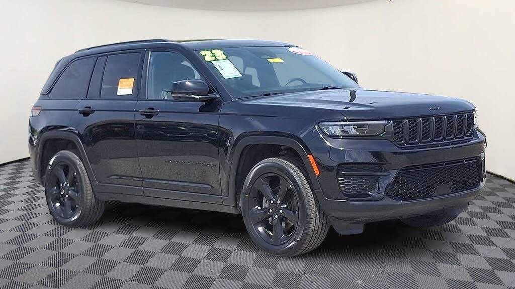 Preowned 2023 Jeep Grand Cherokee Laredo X for Sale