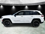 2023 Grand Cherokee Thumbnail 28