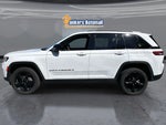 2023 Grand Cherokee Thumbnail 28
