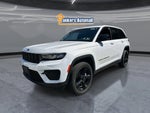 2023 Grand Cherokee Thumbnail 29