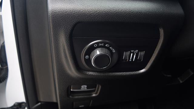 2023 Jeep Grand Cherokee Laredo X