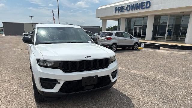 2023 Jeep Grand Cherokee Laredo X