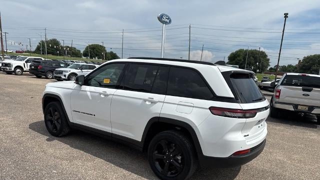 2023 Jeep Grand Cherokee Laredo X