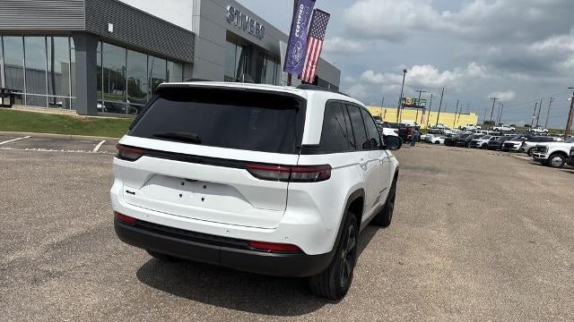 2023 Jeep Grand Cherokee Laredo X