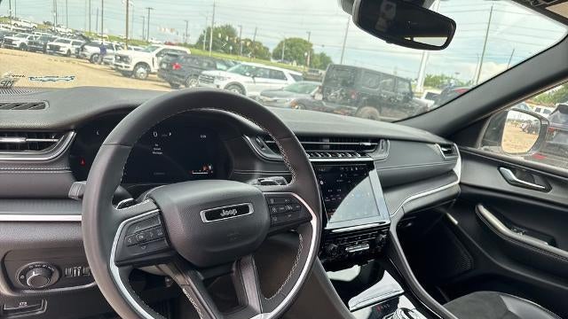 2023 Jeep Grand Cherokee Laredo X