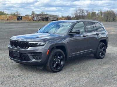 2023 Jeep Grand Cherokee 4X4 Laredo X 4DR SUV