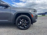 2023 Grand Cherokee Thumbnail 9