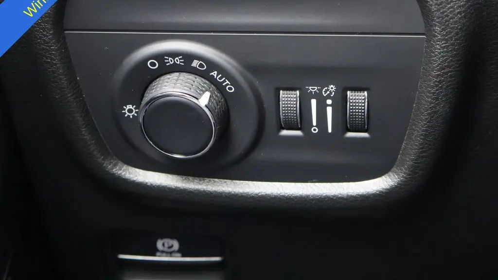 2023 Jeep Grand Cherokee Laredo X