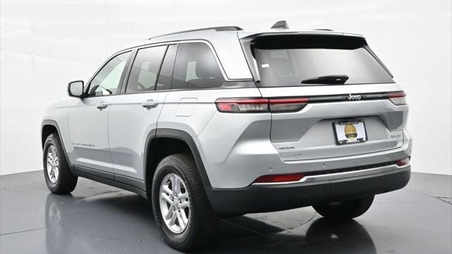 2023 Jeep Grand Cherokee Laredo X