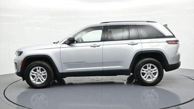 2023 Jeep Grand Cherokee Laredo X