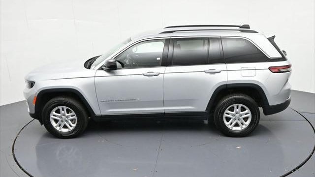 2023 Jeep Grand Cherokee Laredo X