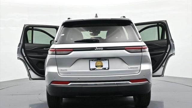 2023 Jeep Grand Cherokee Laredo X