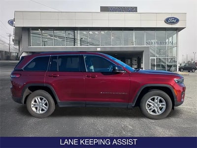 2023 Jeep Grand Cherokee 4X4 Laredo 4DR SUV