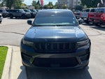 2023 Grand Cherokee Thumbnail 2