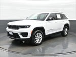 2023 Grand Cherokee Thumbnail 2