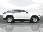 2023 Grand Cherokee Thumbnail 32