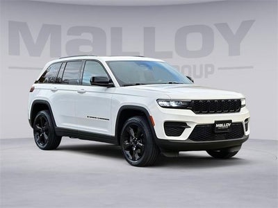 2023 Jeep Grand Cherokee 4X4 Laredo 4DR SUV