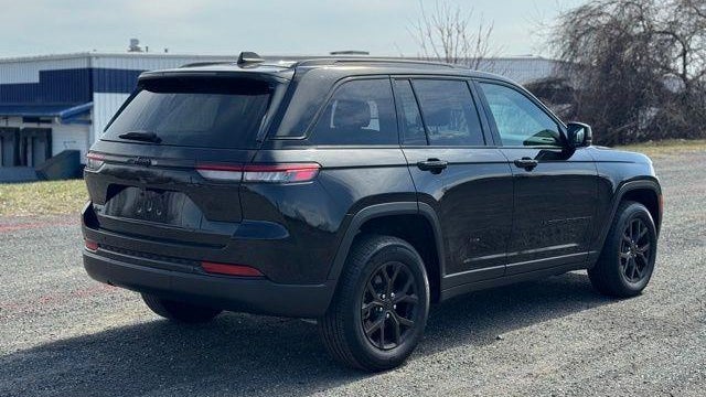 2024 Jeep Grand Cherokee Laredo