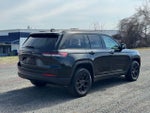 2024 Grand Cherokee Thumbnail 5
