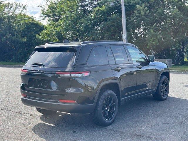 2024 Jeep Cherokee - $24,980
