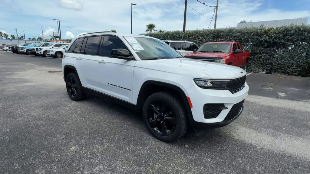 2024 Jeep Grand Cherokee Altitude X