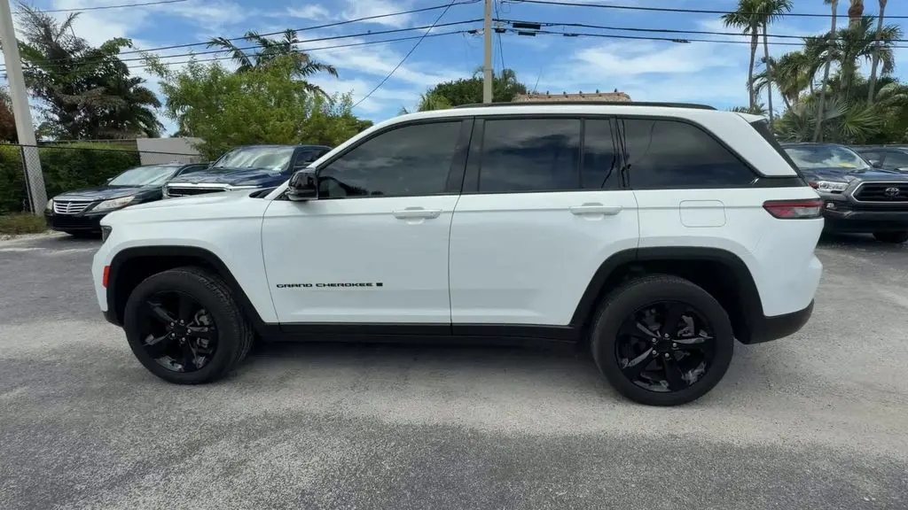 2024 Jeep Grand Cherokee Altitude X