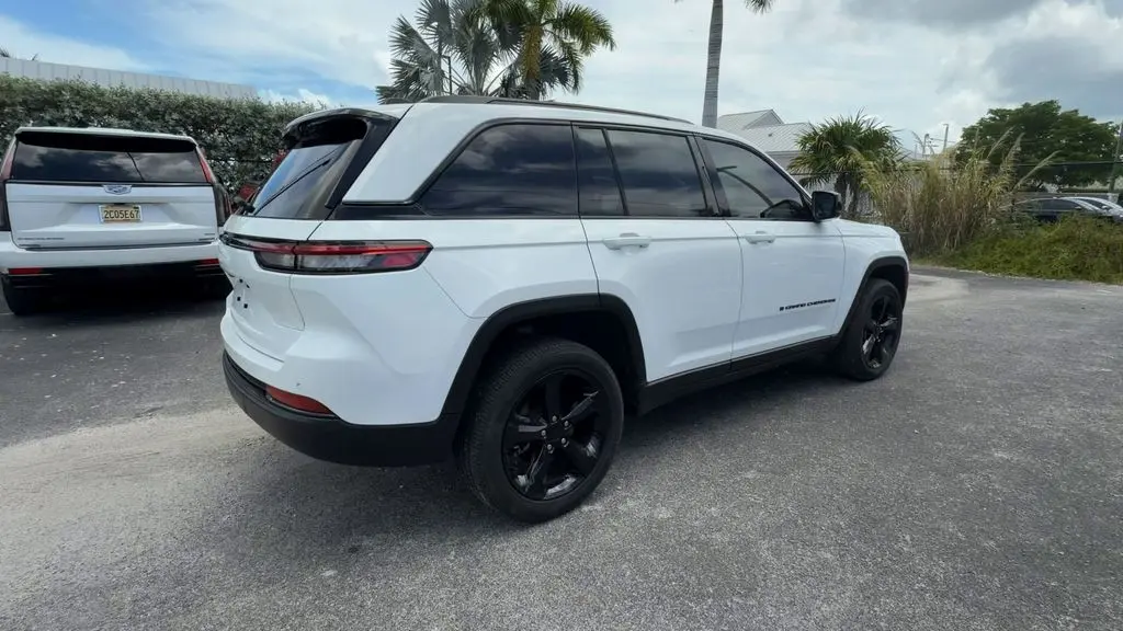 2024 Jeep Grand Cherokee Altitude X