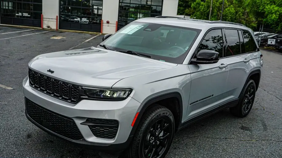 2025 Jeep Grand Cherokee Altitude