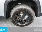 2025 Grand Cherokee Thumbnail 17