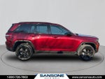 2025 Grand Cherokee Thumbnail 3