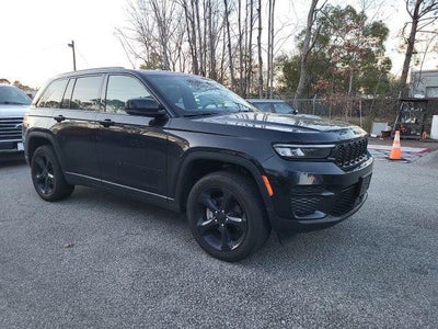 2025 Jeep Grand Cherokee 4X4 Laredo 4DR SUV