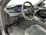 2025 Grand Cherokee Thumbnail 16