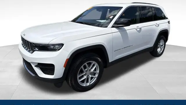 Preowned 2025 Jeep Grand Cherokee Laredo for Sale