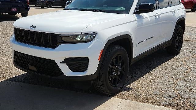 Preowned 2025 Jeep Grand Cherokee Laredo for Sale