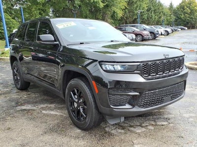 2025 Jeep Grand Cherokee 4X4 Laredo 4DR SUV