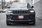 2022 Grand Cherokee Thumbnail 3