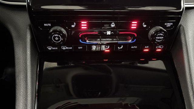 2022 Jeep Grand Cherokee Laredo
