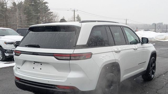 2023 Jeep Grand Cherokee Laredo X