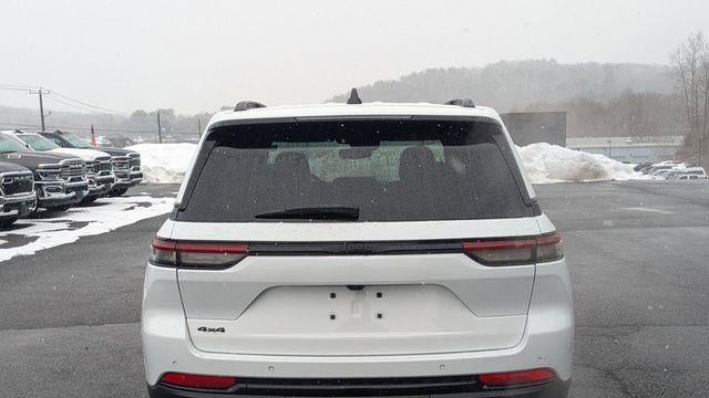 2023 Jeep Grand Cherokee Laredo X