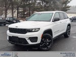 2023 Grand Cherokee Thumbnail 1