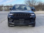 2023 Grand Cherokee Thumbnail 2